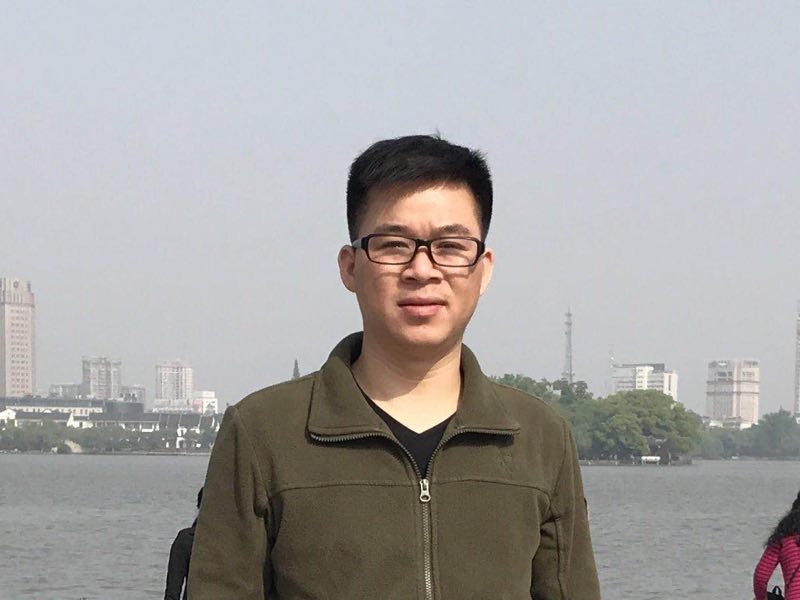 孔雀鱼的第一张照片--南宁认干亲服务网